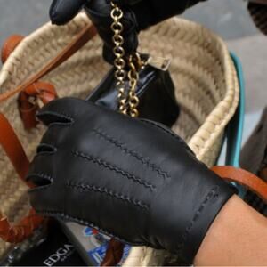 Agnelle Lamb Leather Leather Gloves Black Size 6